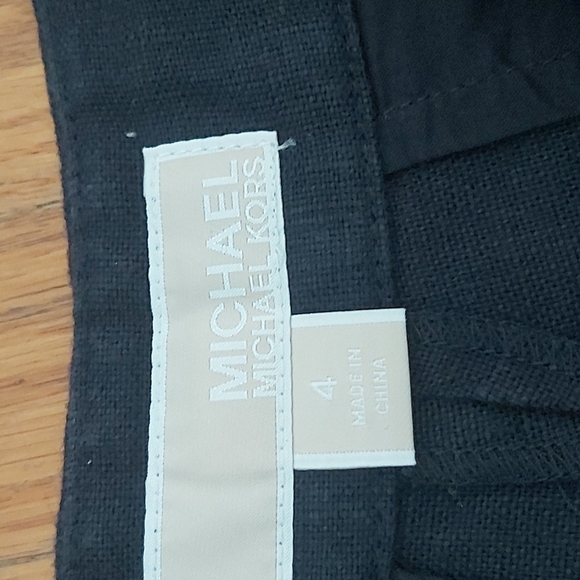 Linen summer shorts by Michael kors - Picture 2 of 4